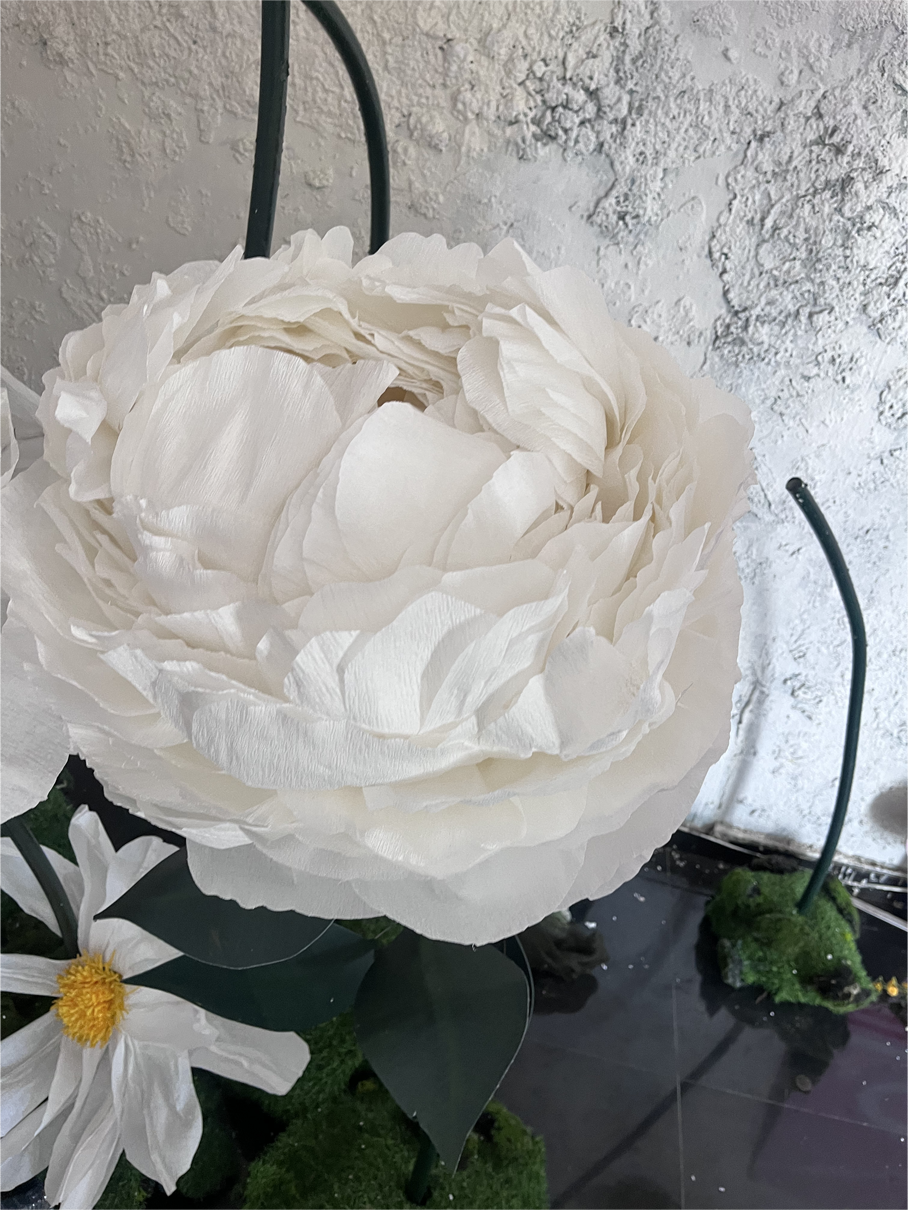 Giant Peony flower sculpture (Paper )